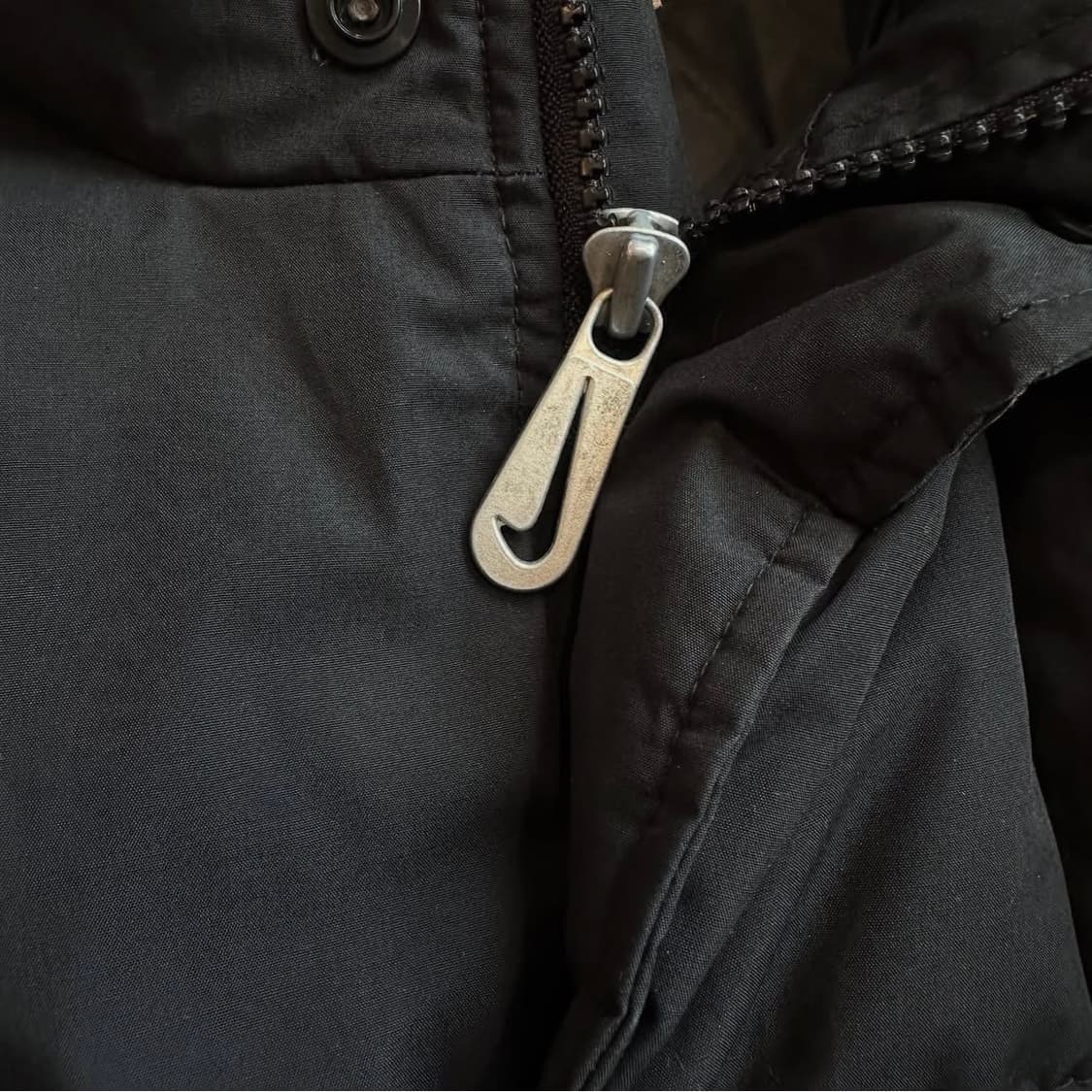 90's 나이키 다운 블랙패딩 상품이미지8