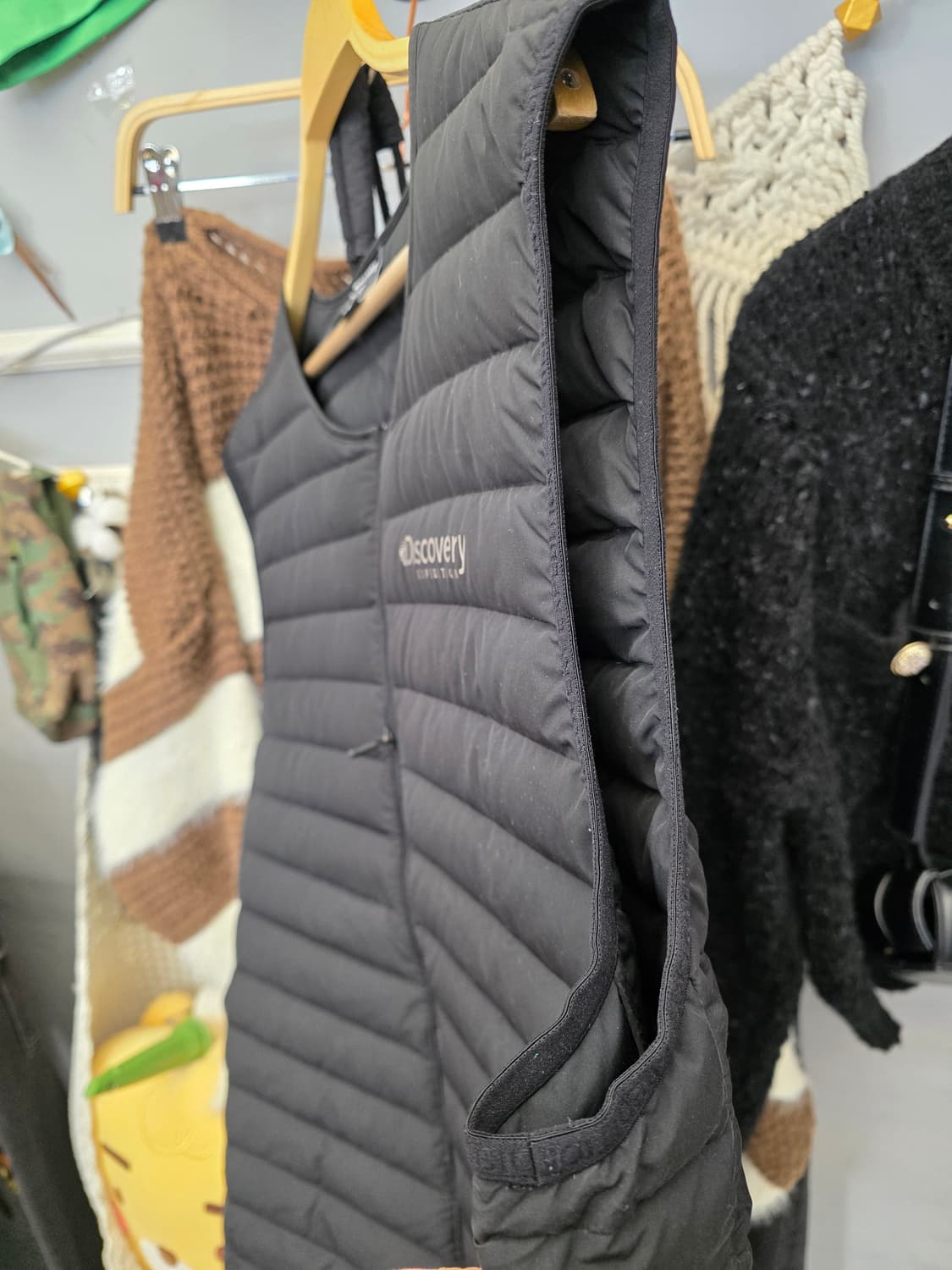 디스커버리 경량 구스 패딩 조끼 XL 상품이미지4