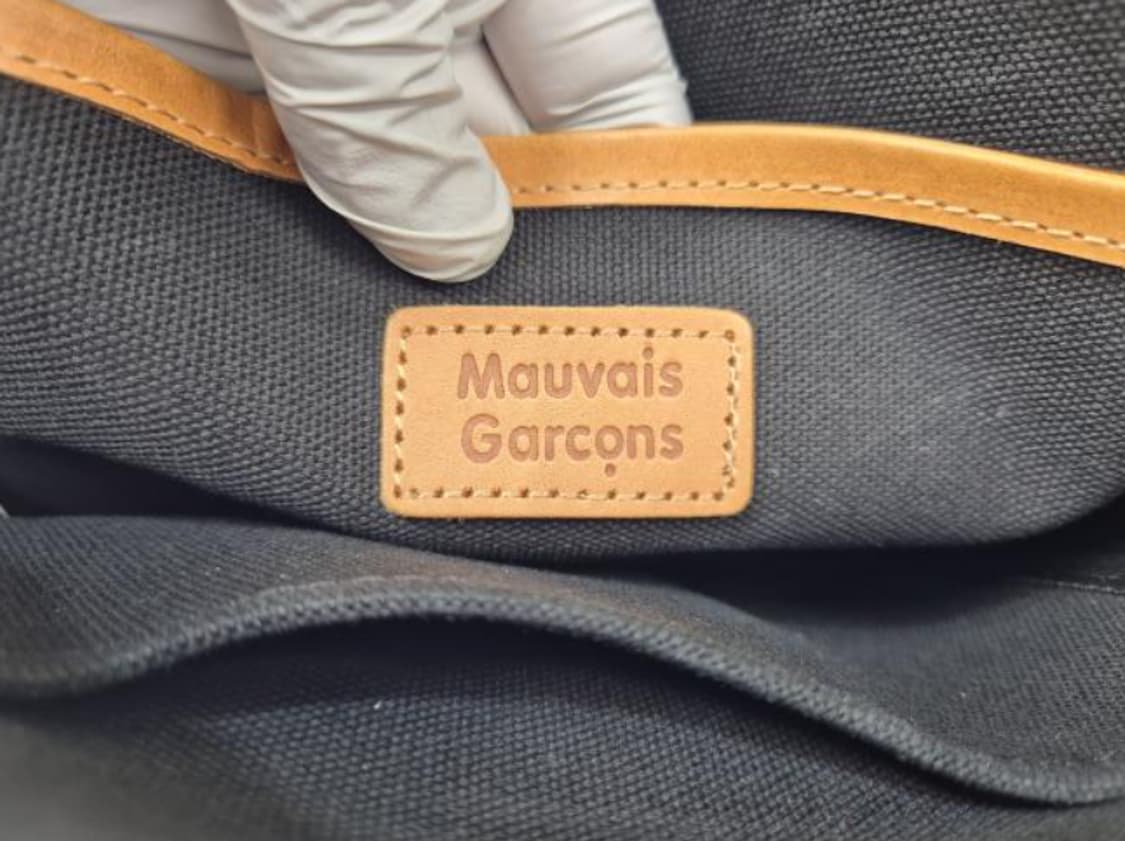 모베가르송 크로스백 상품이미지8