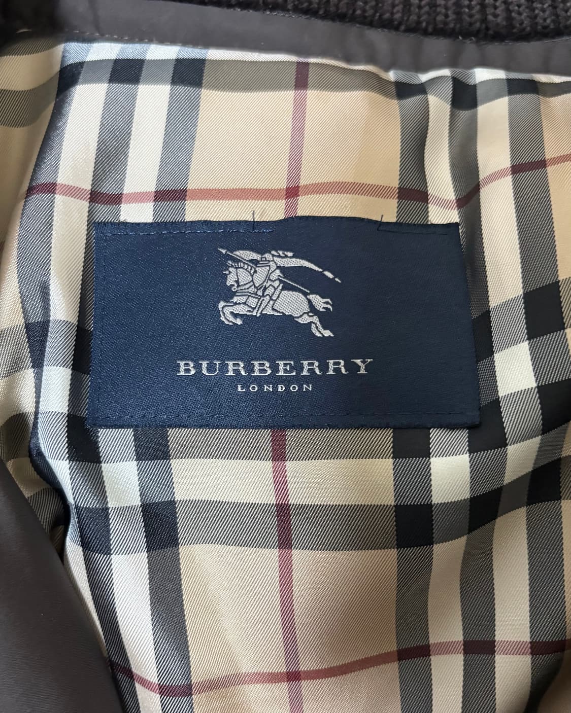 burberry 롱푸퍼 / 머듈,가브리엘라 콜,더로우,아이엘 상품이미지4