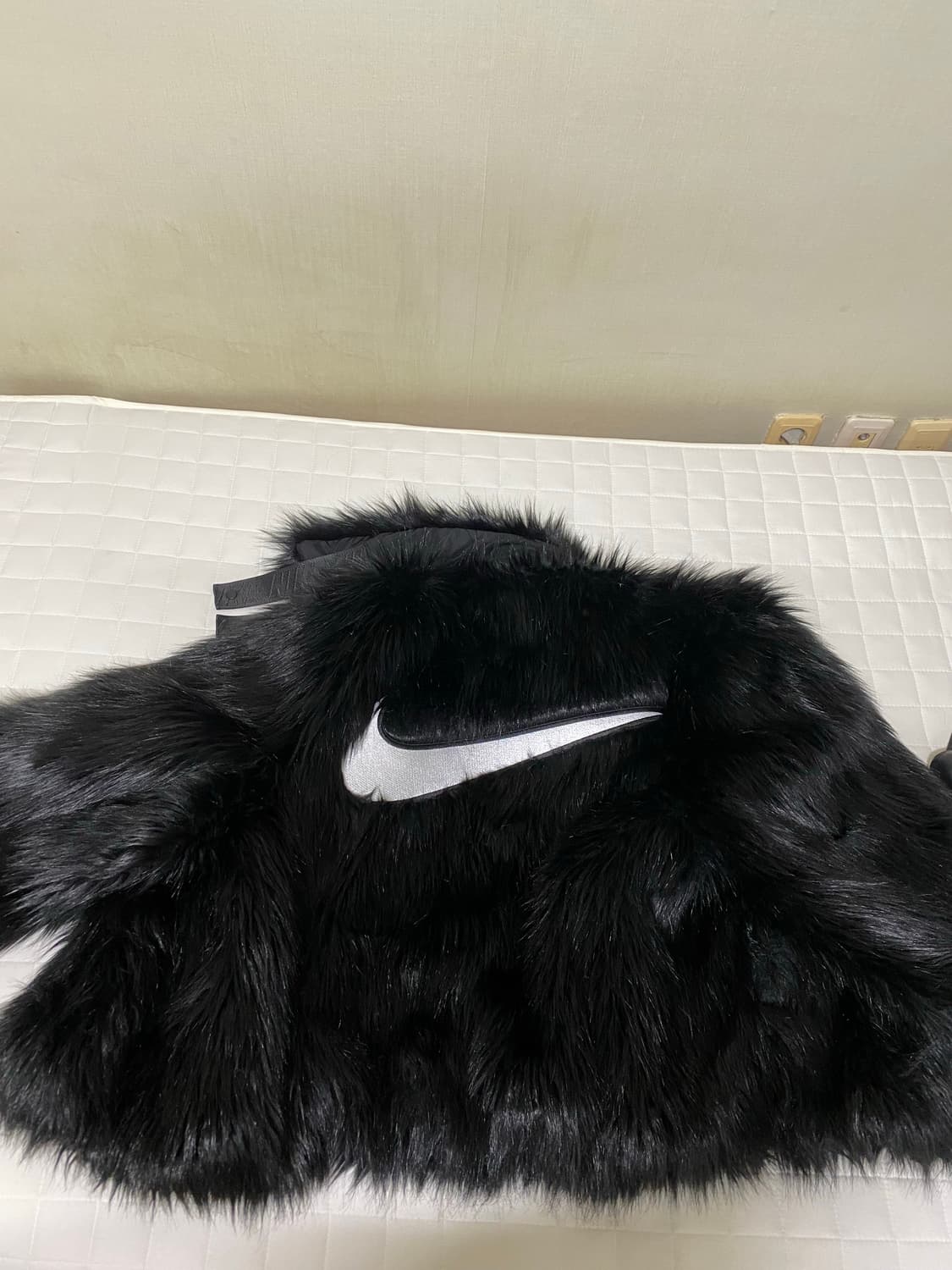 나이키 엠부쉬 퍼 자켓 상품이미지2