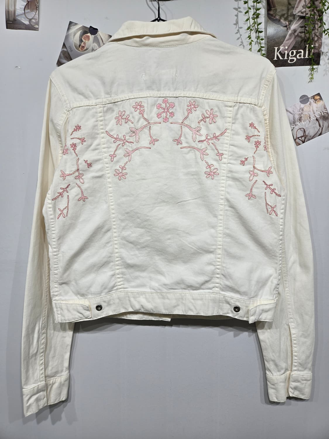 펜디 아이보리 자수 크롭 데님 자켓 상품이미지4