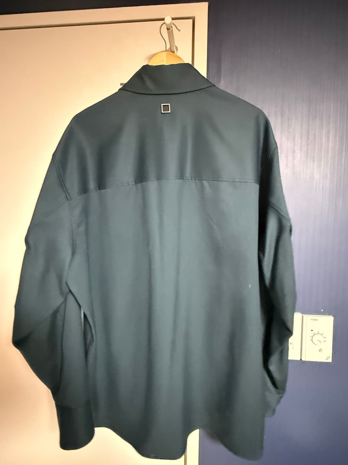 우영미 울 그린 셔츠 상품이미지2