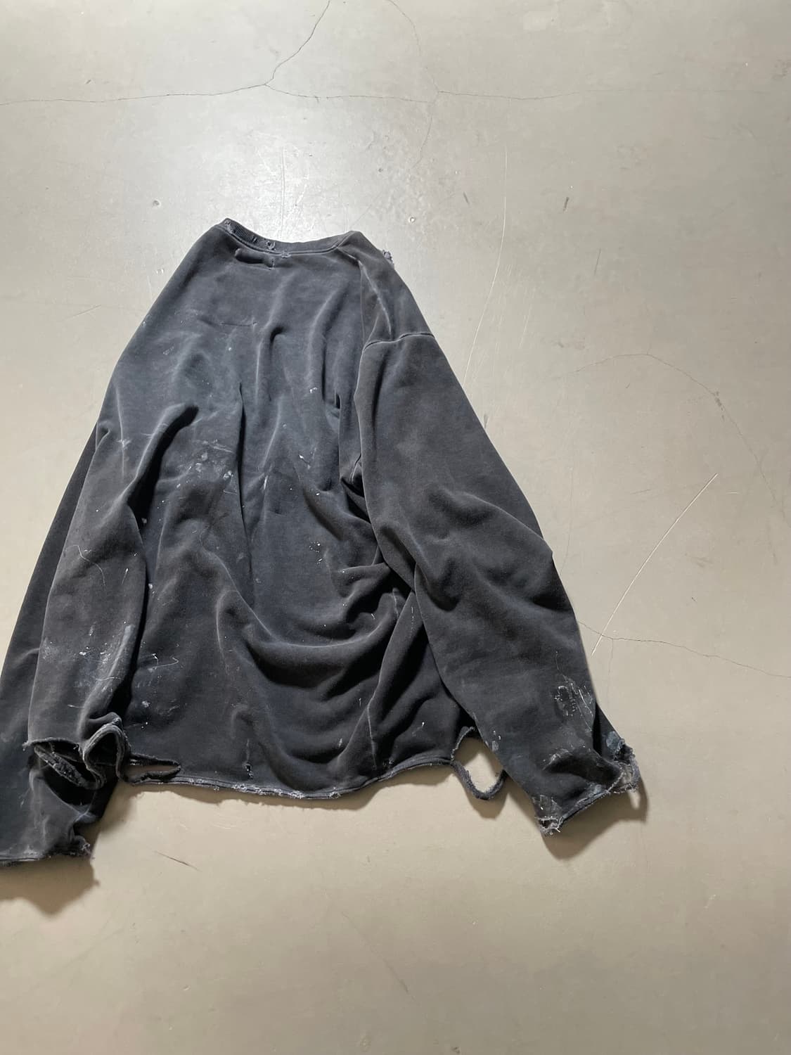 KZ Atelier  Distressed Sweatshirt 상품이미지4