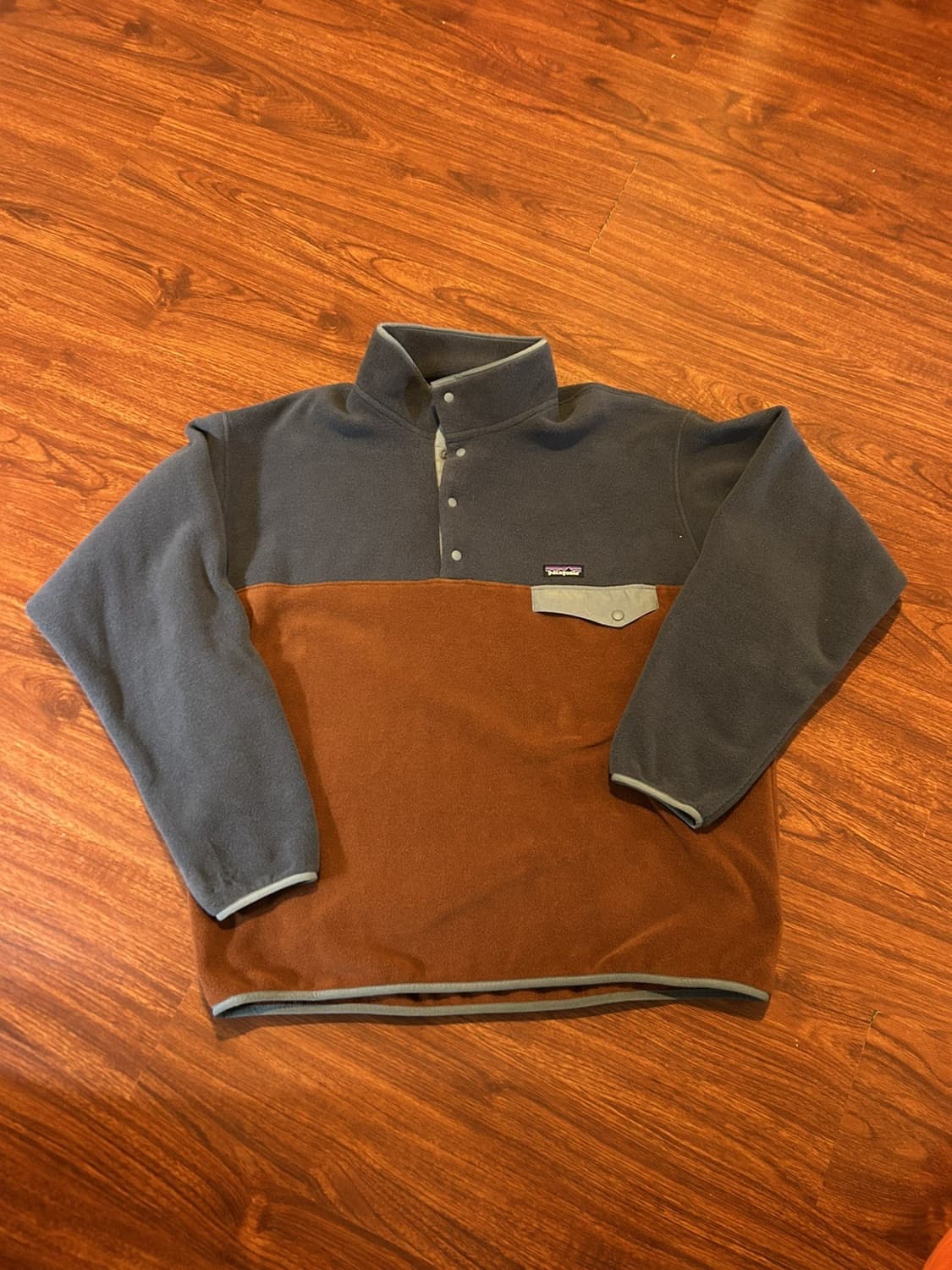 21FW 파타고니아 신칠라 스냅-T 그레이/브라운 상품이미지1