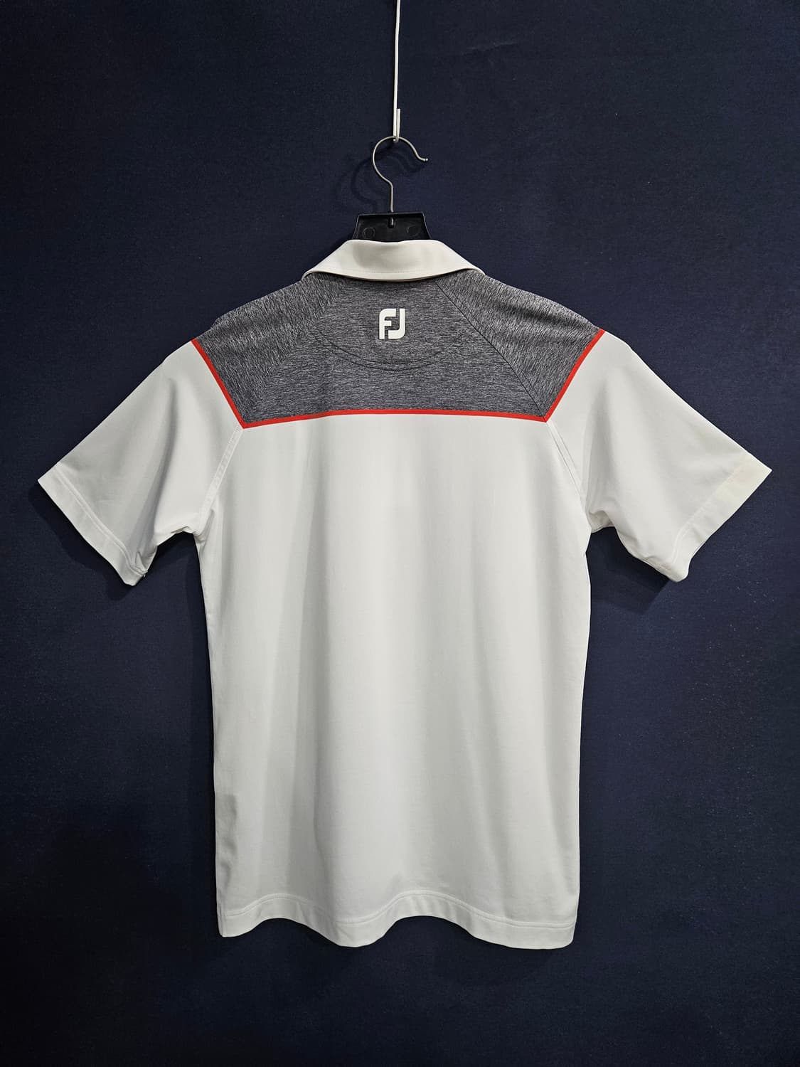 풋조이 화이트 남성 슬림핏 90~95 골프 카라반팔티  상품이미지2