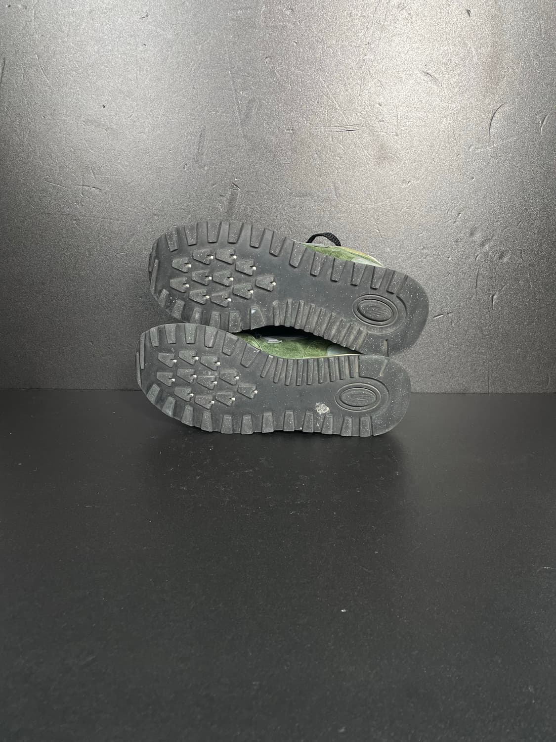 [255] 뉴발란스 X 스톤아일랜드 574 레거시 스니커즈 상품이미지9