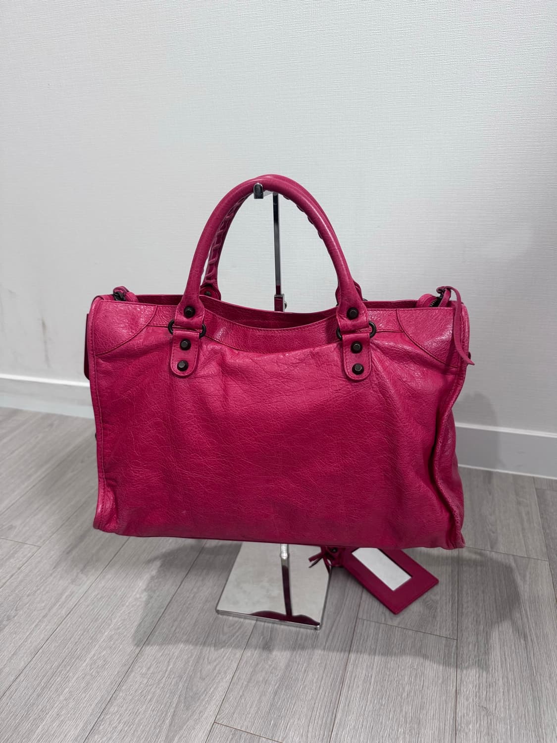 Balenciaga 발렌시아가 시티백 모터백 딥 핑크 상태 A 미디움 상품이미지6