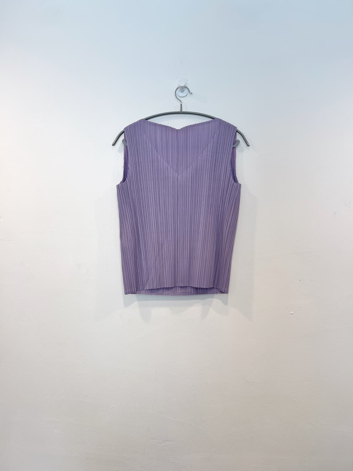 ISSEY MIYAKE 슬리브리스 민소매 상품이미지2