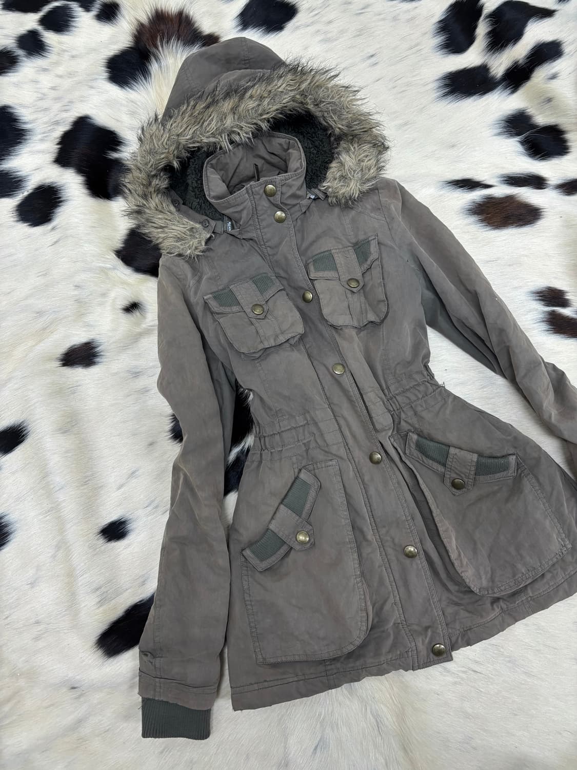 [BCBG]Y2K Grunge Fur Multi Pocket Jacket 상품이미지5