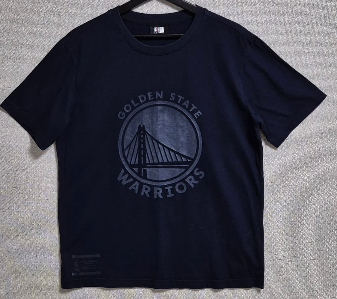 L ) NBA 골든스테이트 네이비 반팔티 상품이미지1