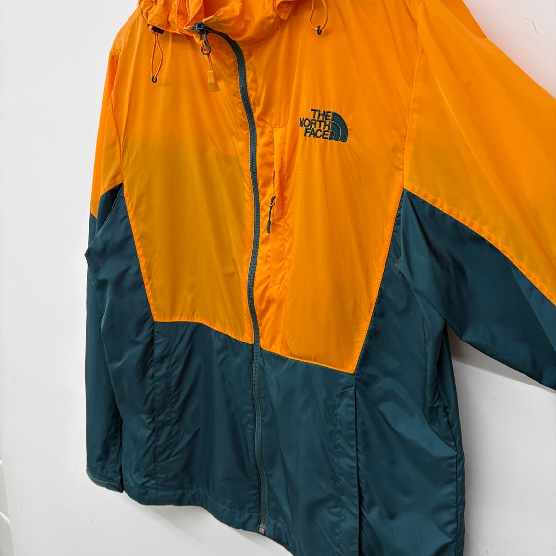 노스페이스 바람막이 후드 자켓 남L 상품이미지3