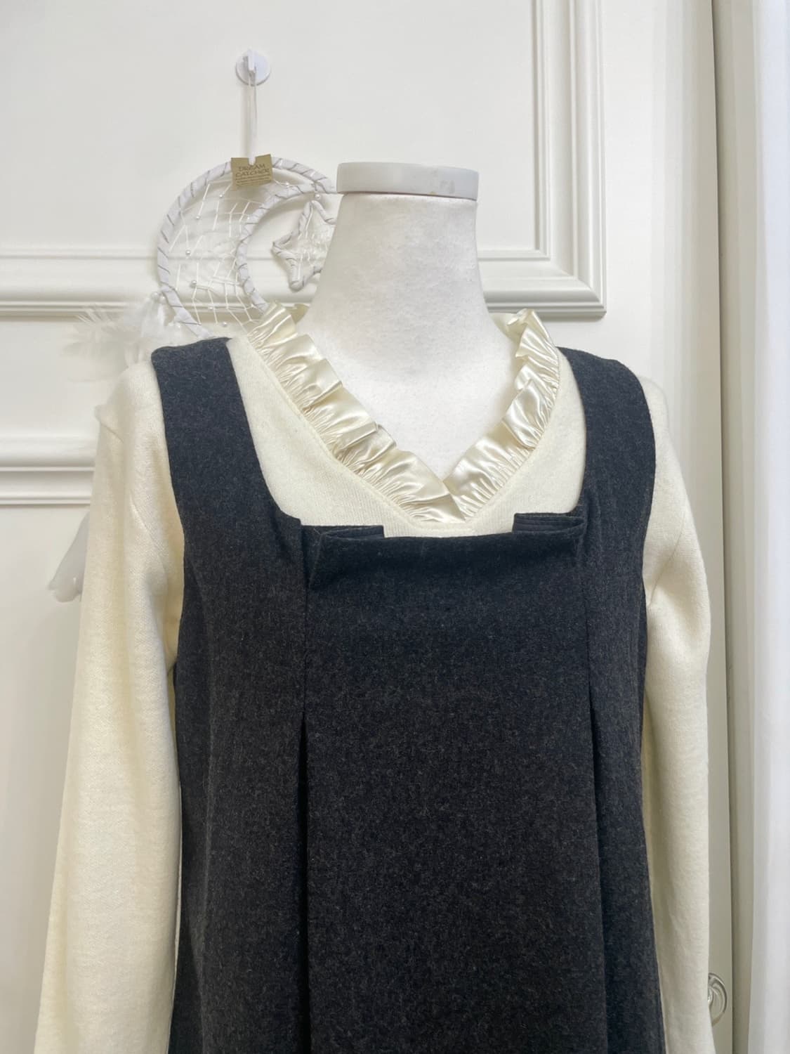 ivory satin frill point knit&black pleat 상품이미지6