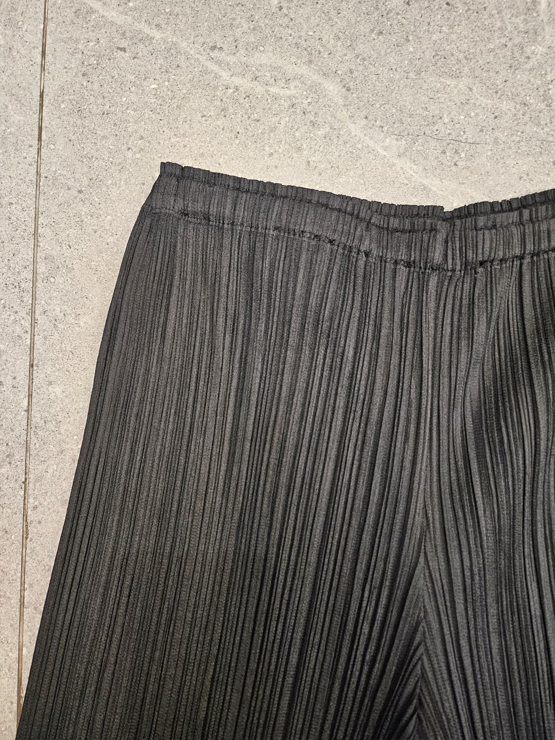 플리츠플리즈 PLEATS PLEASE 여성 블랙바지 3 상품이미지3