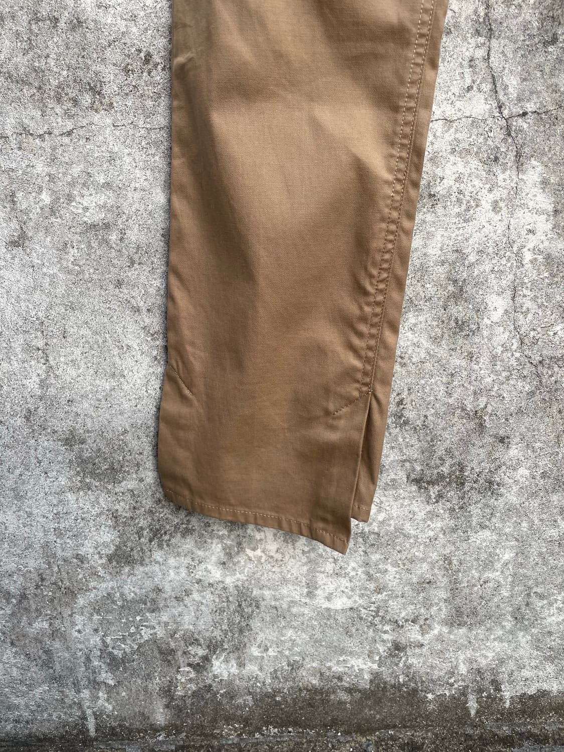 Toga virilis 밑단 절개 팬츠 상품이미지2