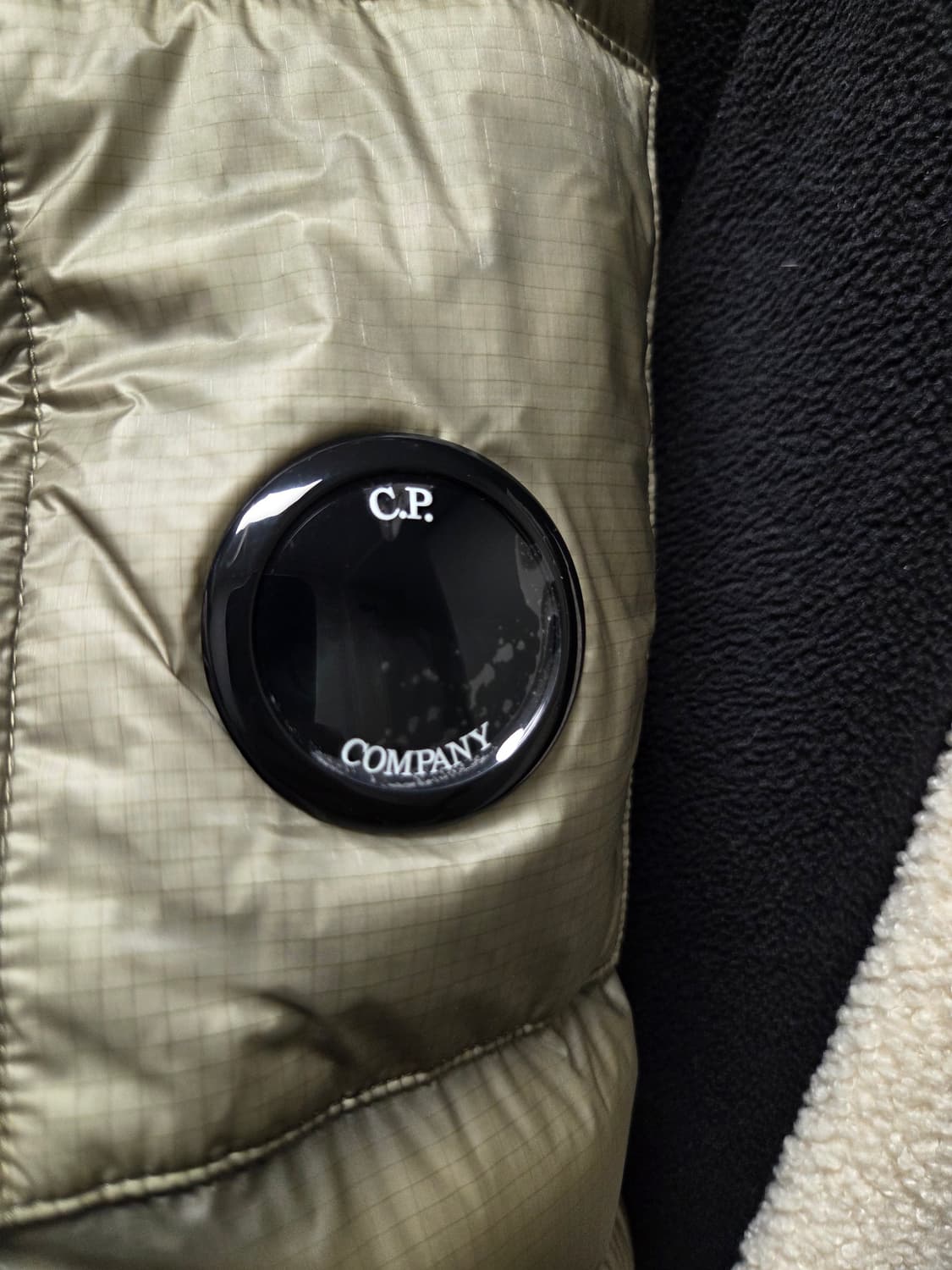CP컴퍼니 DD쉘 경량 펀가이 그레이 XXL팝니다 상품이미지3