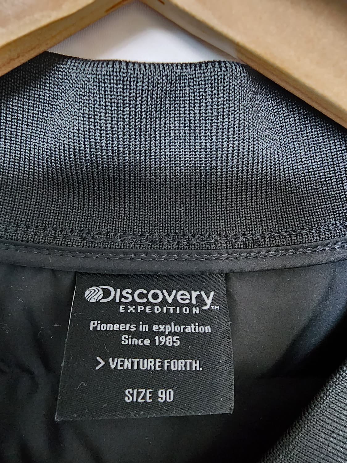 디스커버리 퀼팅 패딩 점퍼 블랙 상품이미지6