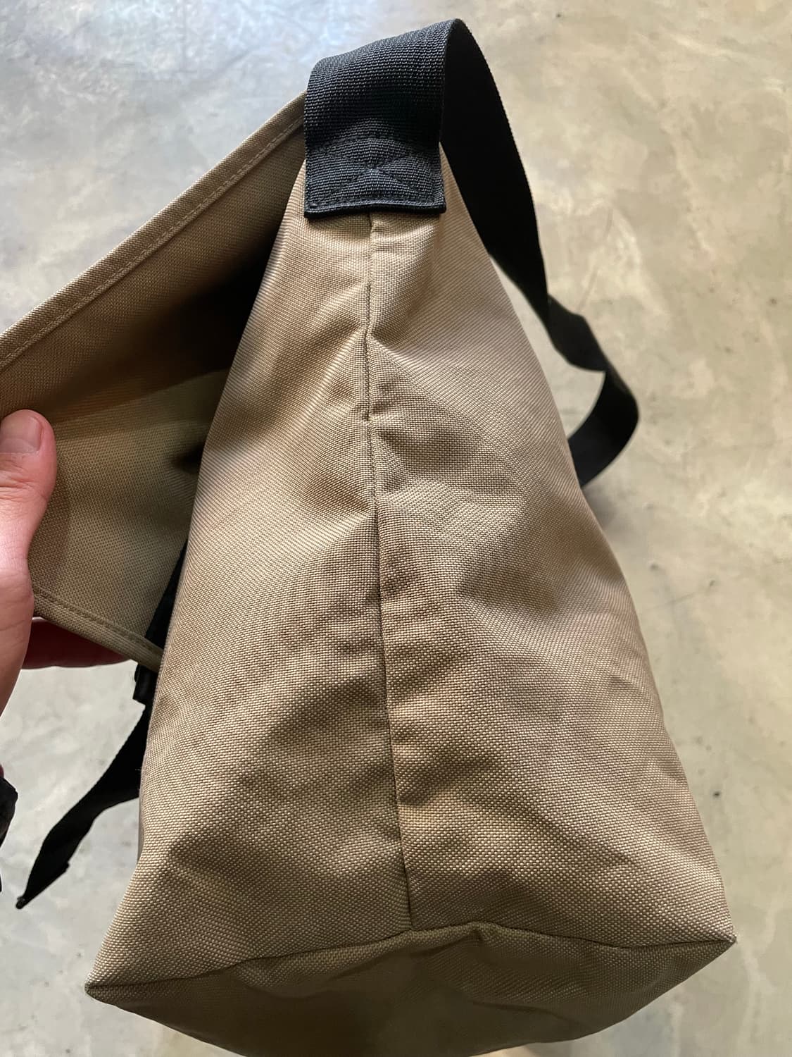 칼하트 파셀 크로스백 상품이미지6