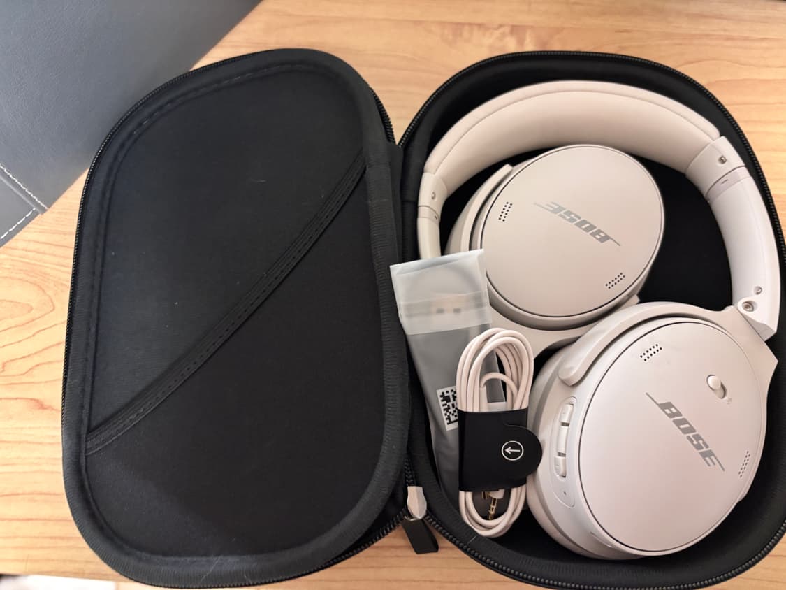 보스 QC45 헤드폰 화이트 스모크 상품이미지1