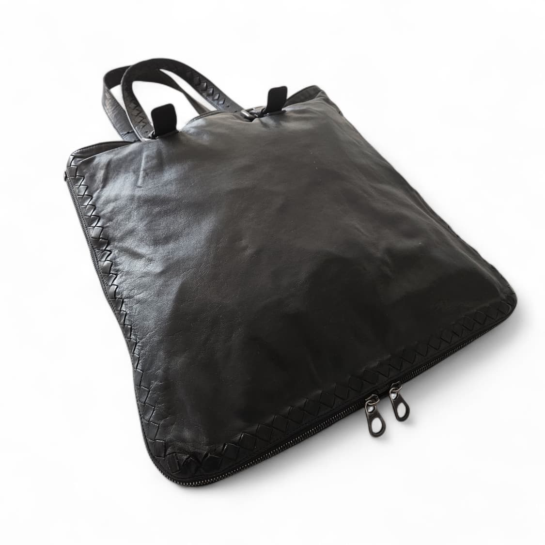 보테가베네타 양가죽 인트레치아토 버클 토트백 상품이미지3