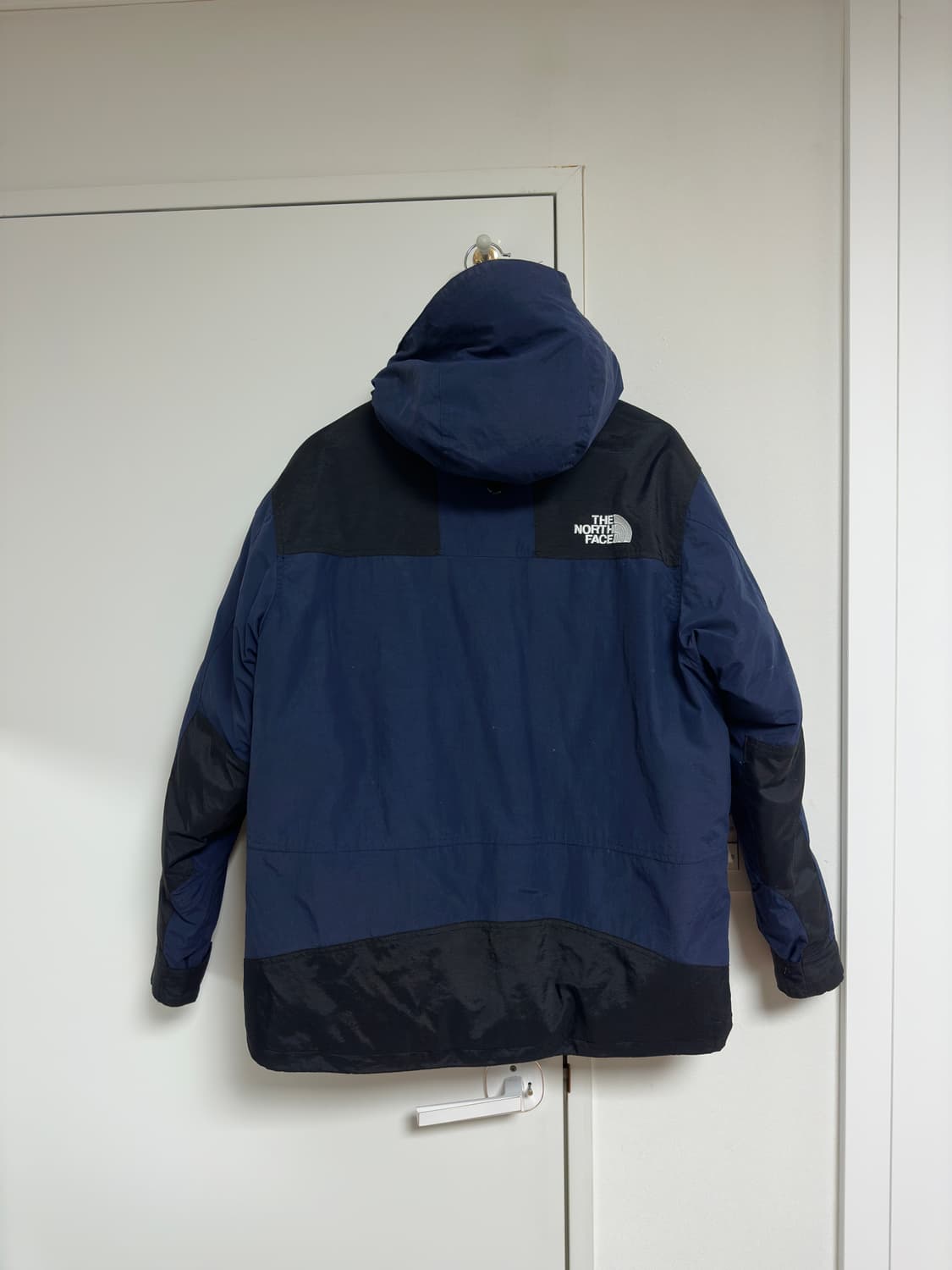 노스페이스 일판 마운틴 다운 자켓 상품이미지2