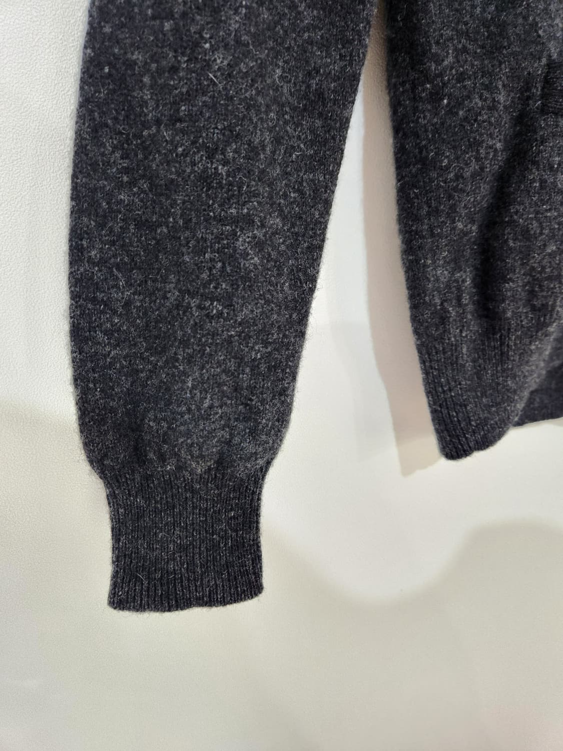 남자 유니클로 램스울 V넥 가디건 상품이미지3