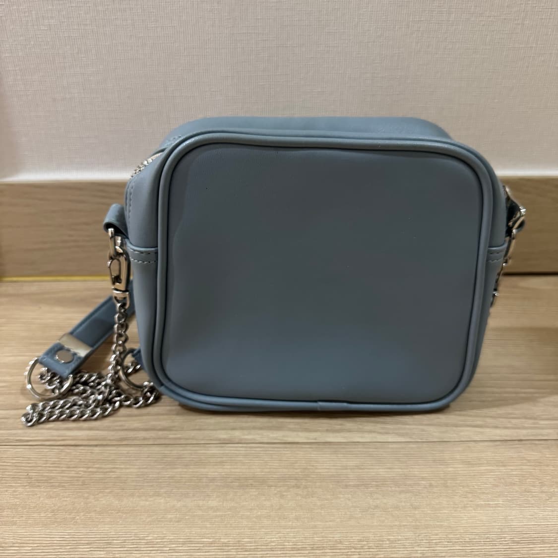 필인더블랭크 Trapezoid Chain Bag 체인 미니백 상품이미지3