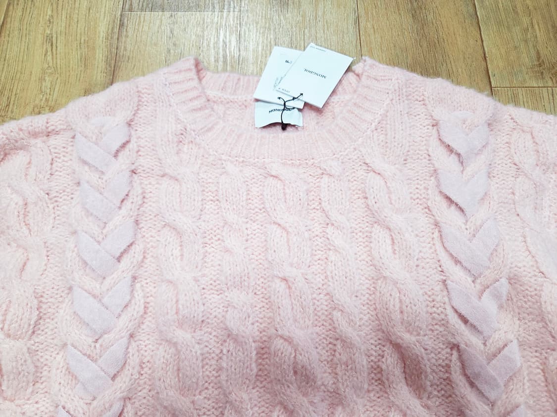 몽돌(MONGDOL) 리본 레이스업 케이블 니트 프리사이즈 새상품 상품이미지5