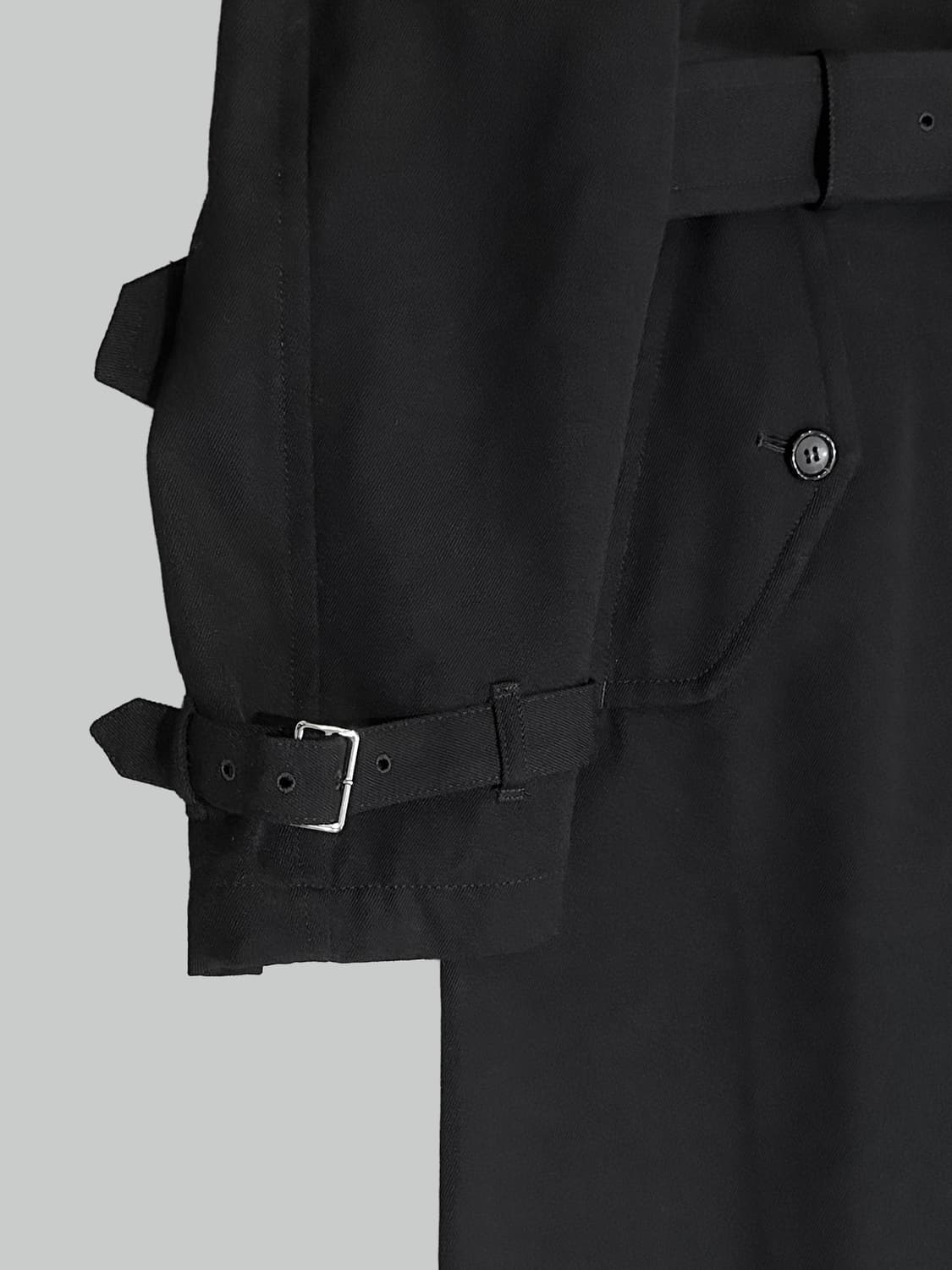 꼼데가르송 블랙 절개 트렌치 코트 상품이미지6