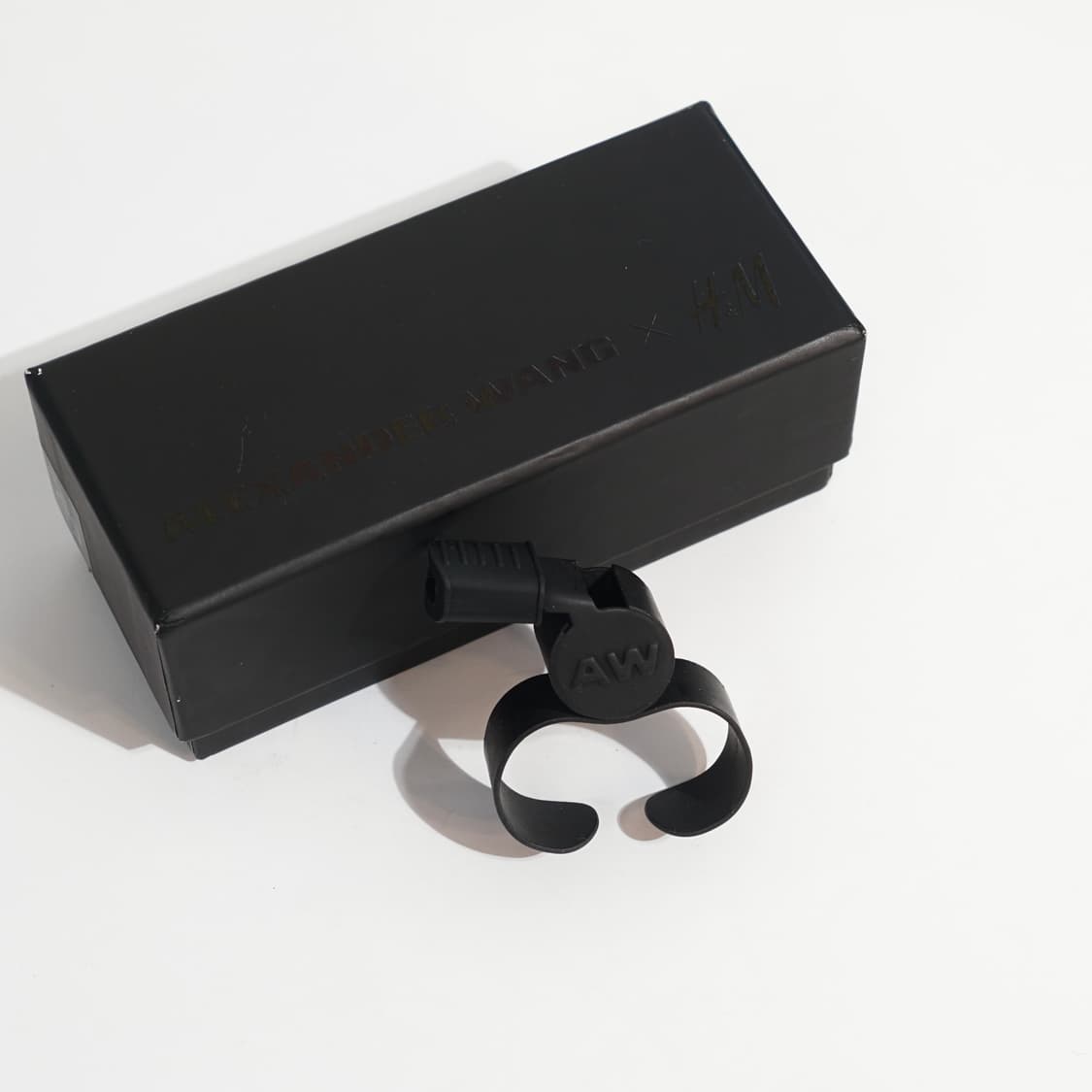 알렉산더왕 H&M 휘슬 반지 상품이미지5