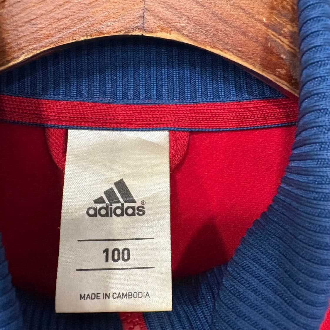 아디다스 스페인 축구 국가대표팀 트랙탑 져지 상품이미지3