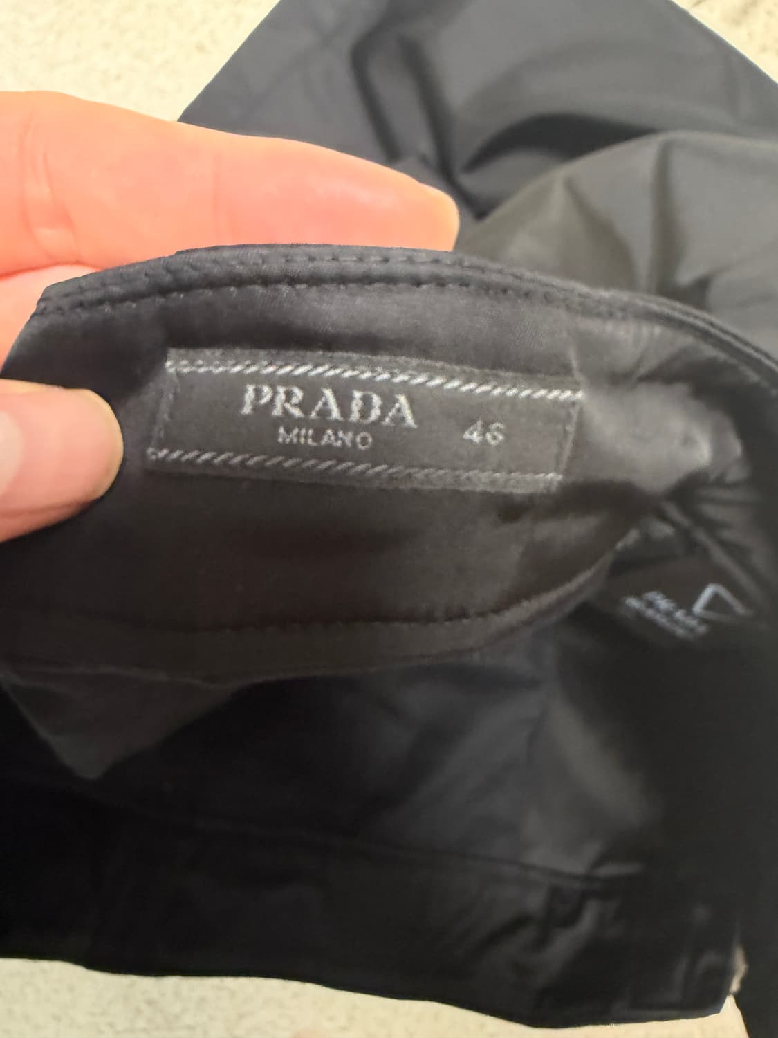 프라다 리나일론 버뮤다 팬츠 상품이미지3