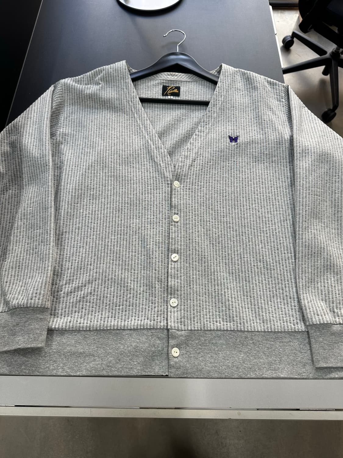 니들스 시어서커 저지 브이넥 가디건 상품이미지5