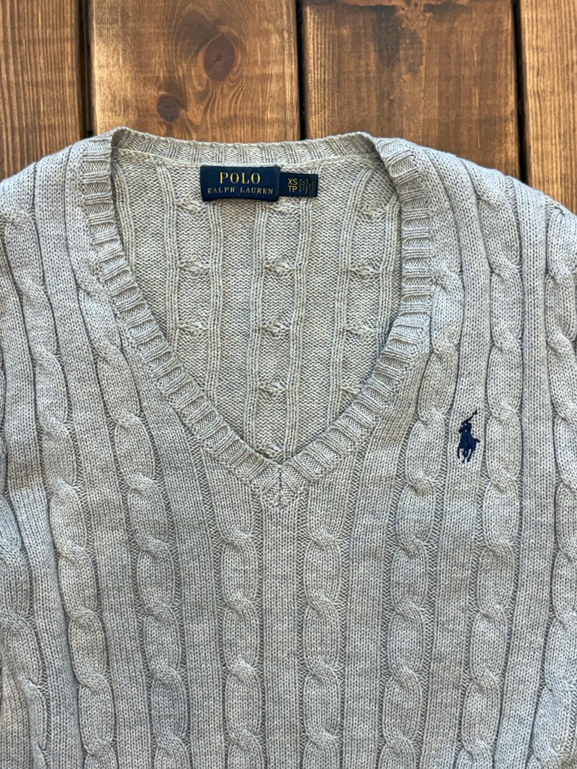 폴로 그레이 브이넥 니트 상품이미지5