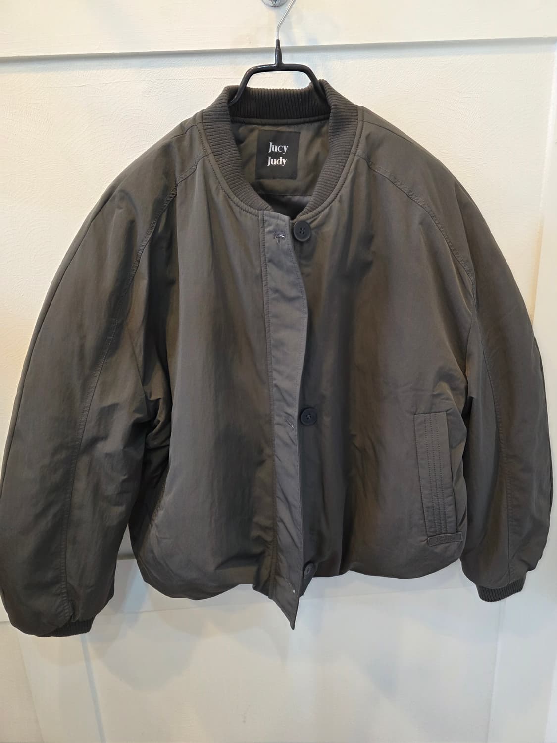 쥬시쥬디 카키색 MA-1항공점퍼 상품이미지2