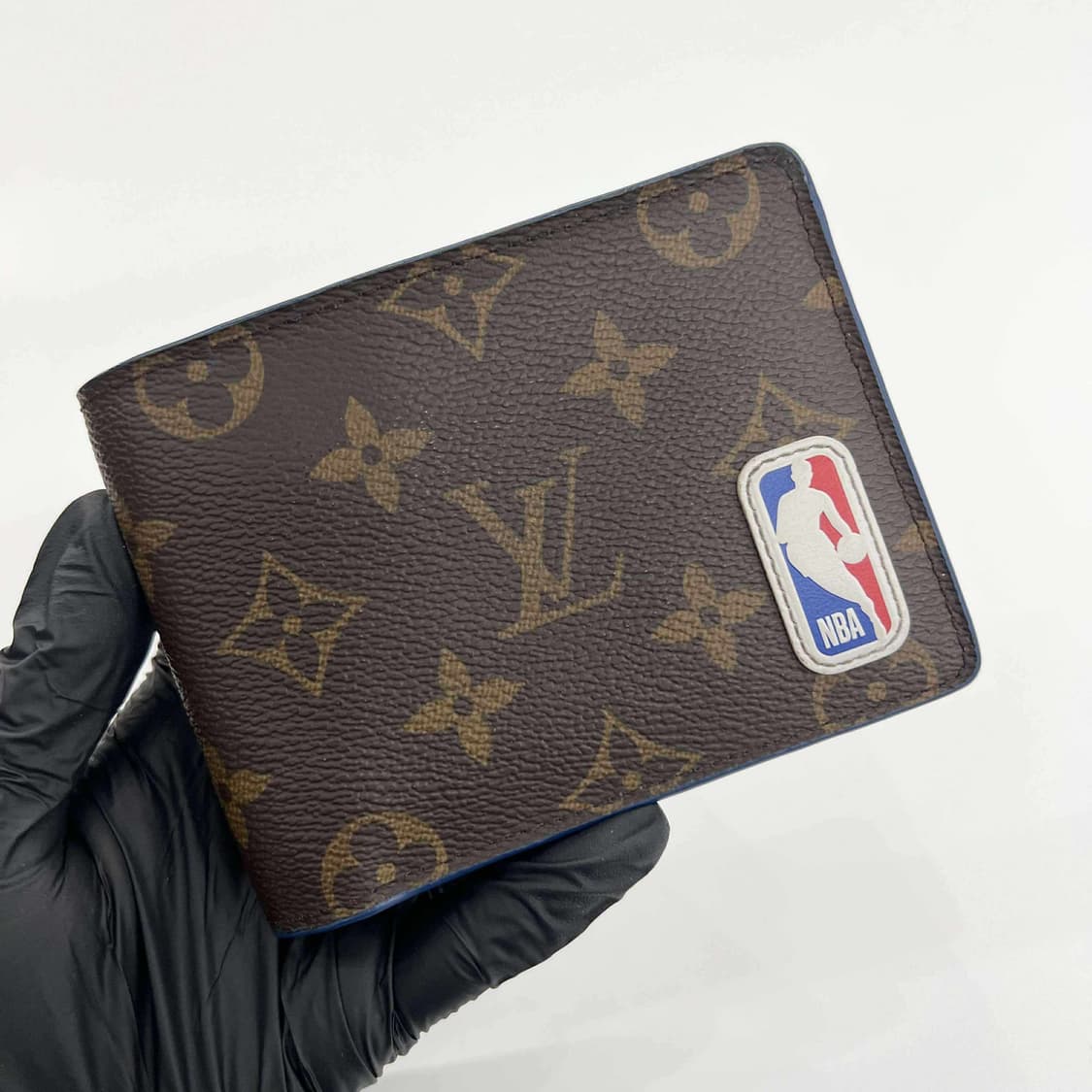 [풀구성]루이비통 NBA 한정 멀티플 반지갑 상품이미지2