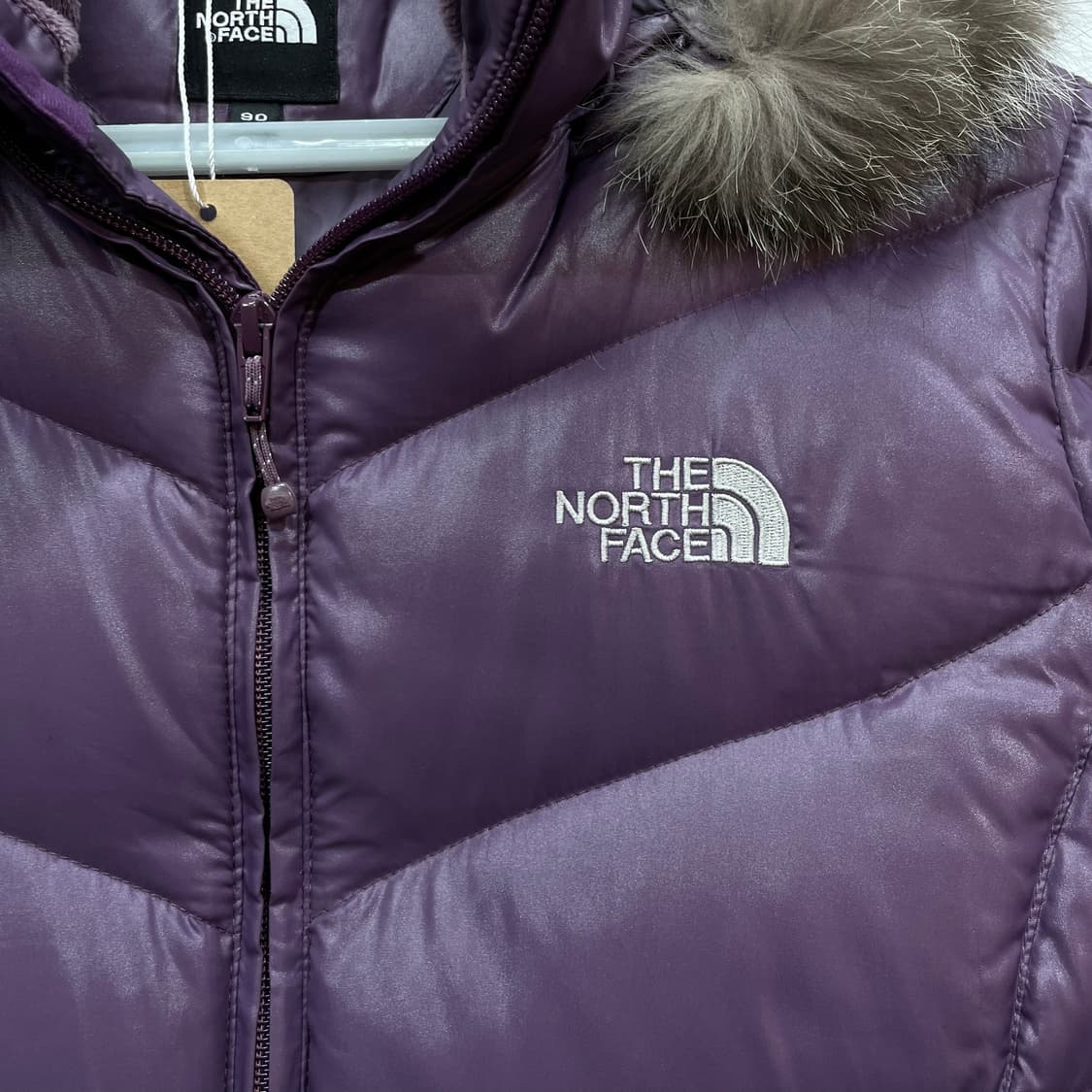 The North Face Fur Hood Down Jacket 상품이미지8