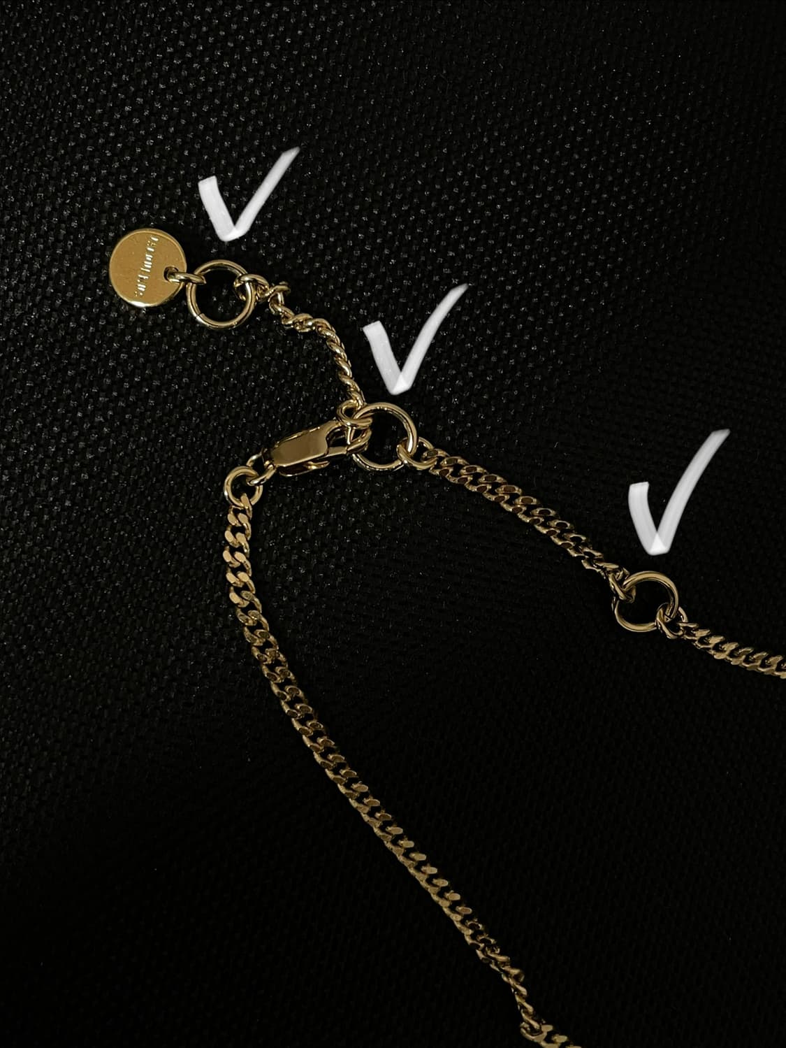 자크뮈스 골드 레터링 목걸이 상품이미지2