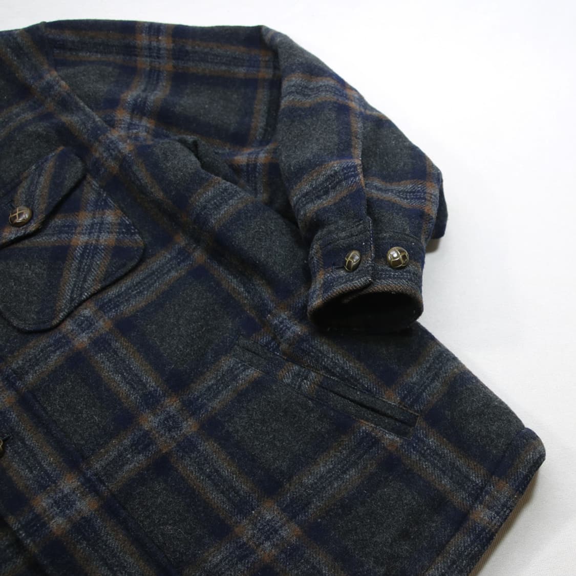 (착용컷) 유니클로 플란넬 체크 자켓 (남성용 105) 상품이미지6