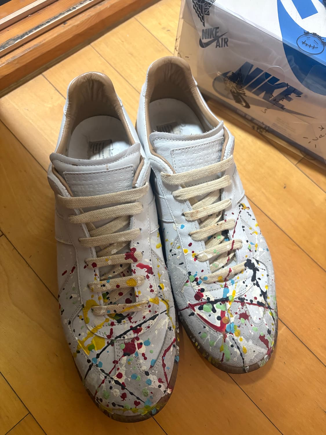 메종 마르지엘라 독일군 페인팅 스니커즈 상품이미지1