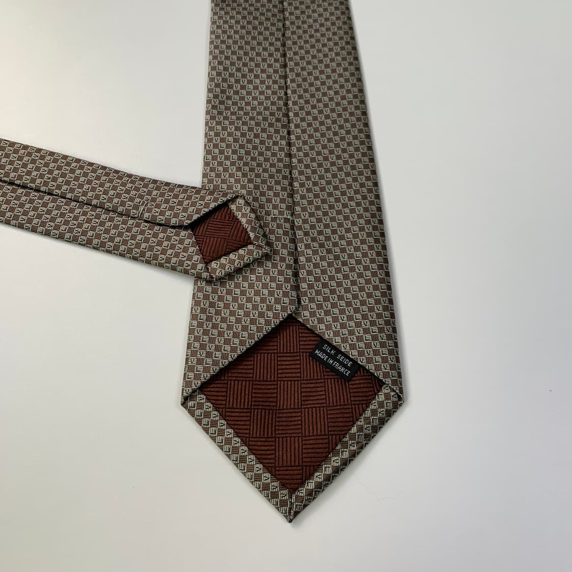 루이비통 다미에 명품넥타이 스몰 모노그램 A+등급 8.3cm 클래식룩 상품이미지7