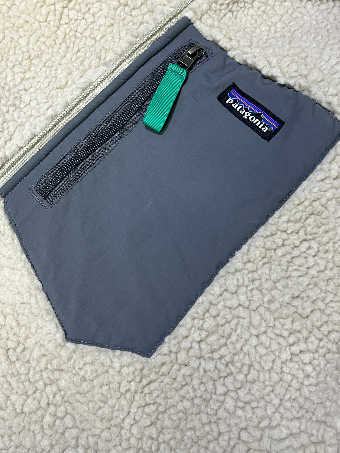 파타고니아 클래식 레트로 X 자켓 다크 내츄럴 플럼 그레이 XL 상품이미지2