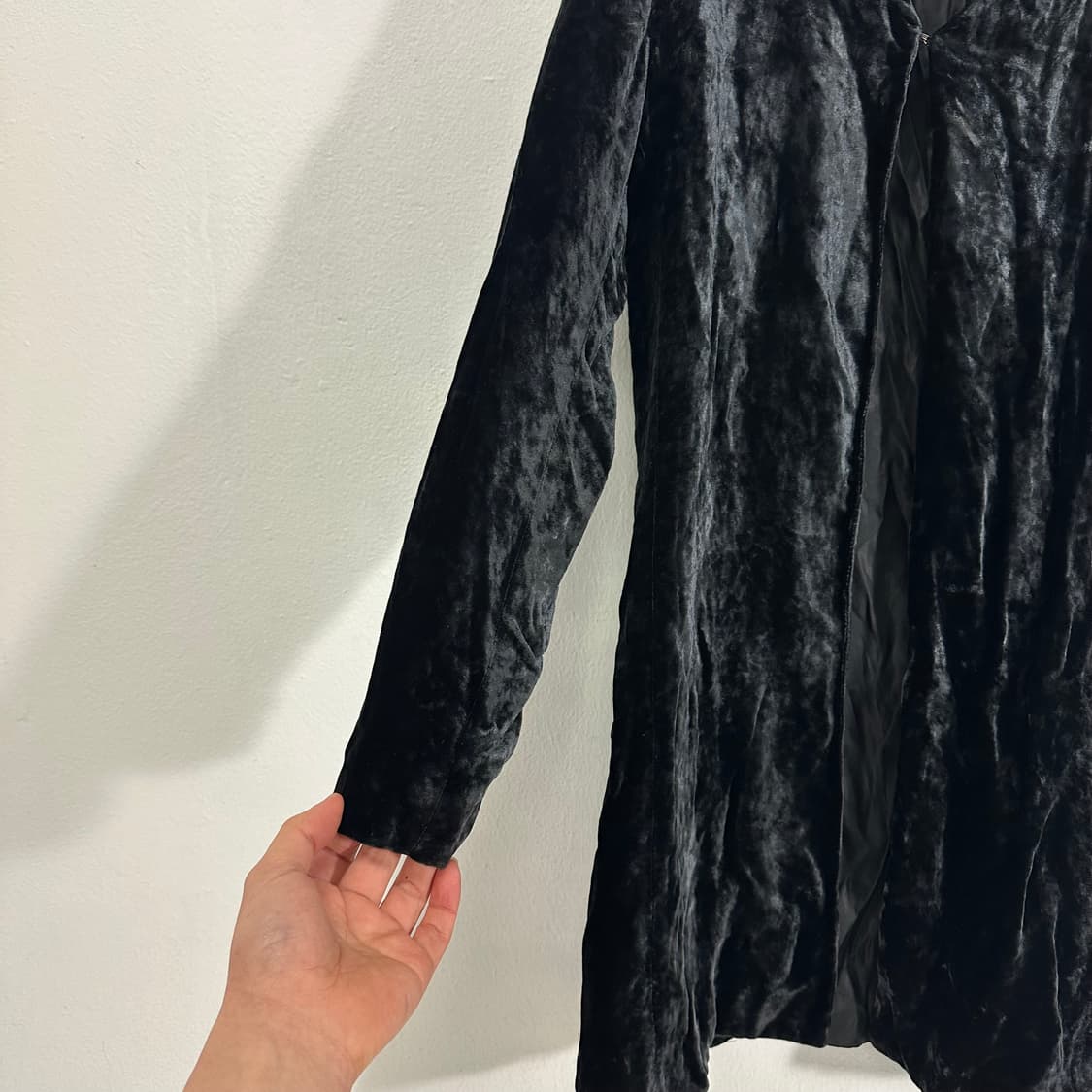 우먼M 타임 블랙 벨벳 롱 가디건 상품이미지2