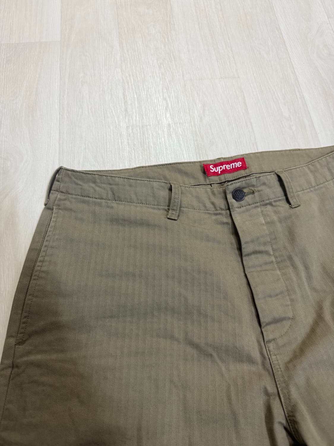 슈프림 24fw 헤링본 치노팬츠 상품이미지4