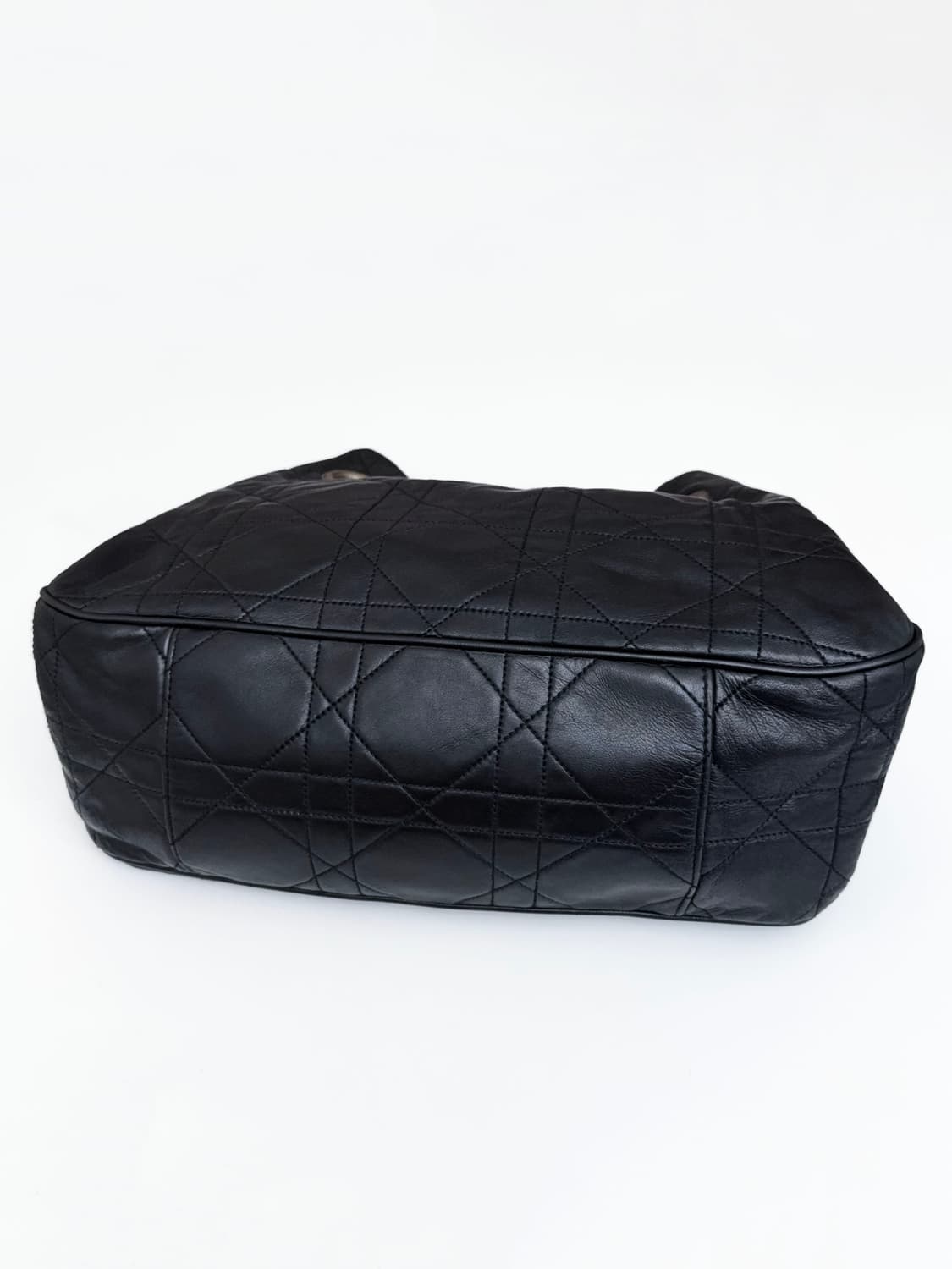 디올 까나쥬 버킷백 상품이미지2