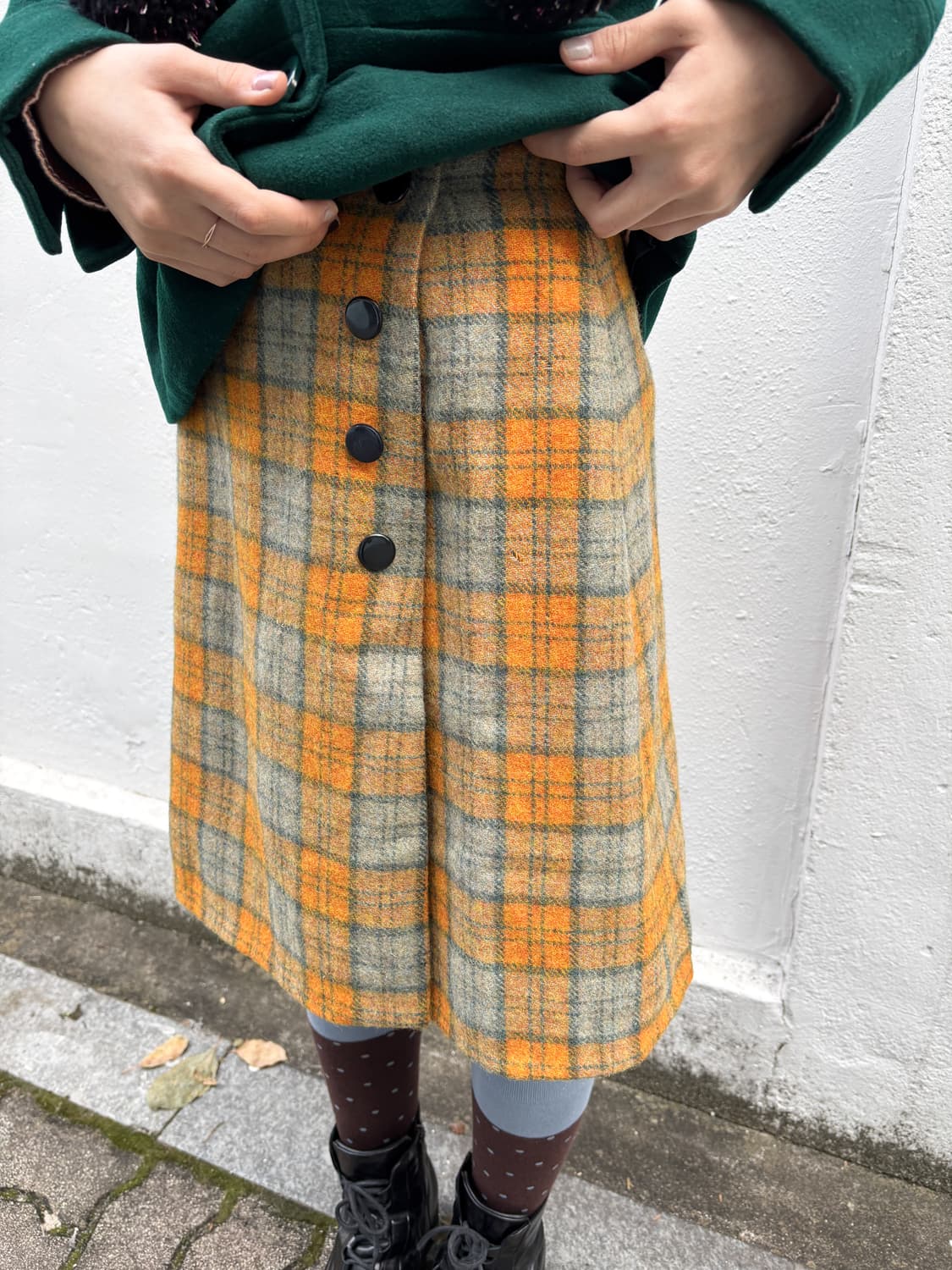 빈티지 체크 버튼 스커트 상품이미지3