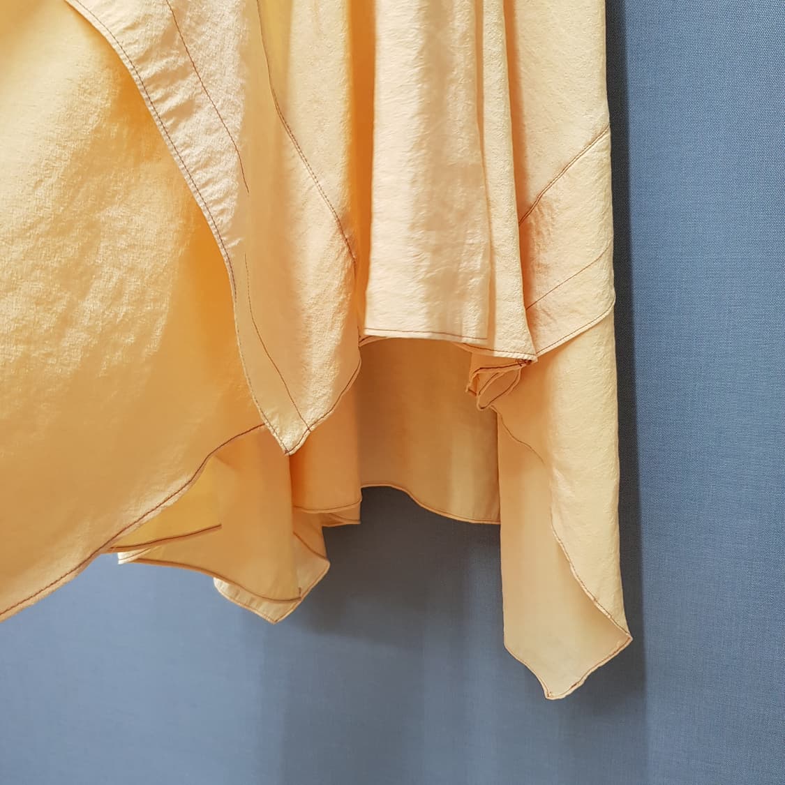 한섬 시스템 컬러블록 언발란스 원피스 M사이즈 상품이미지4