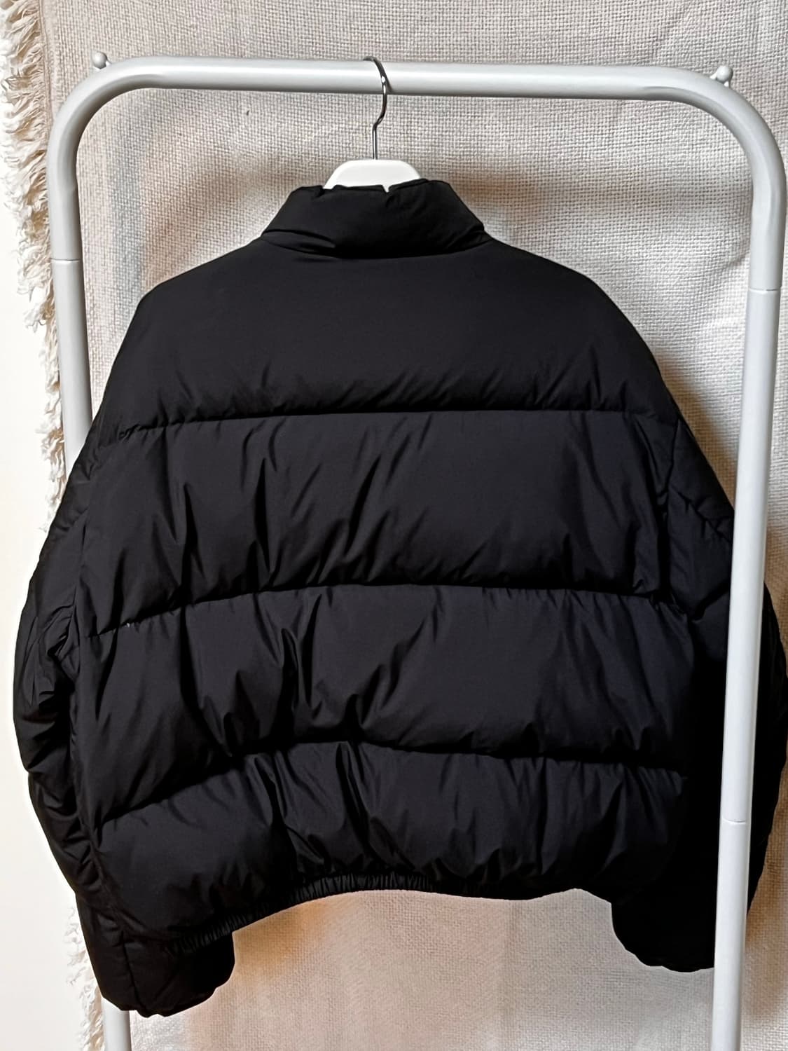 타낫 클래식 푸퍼 자켓 블랙 상품이미지2