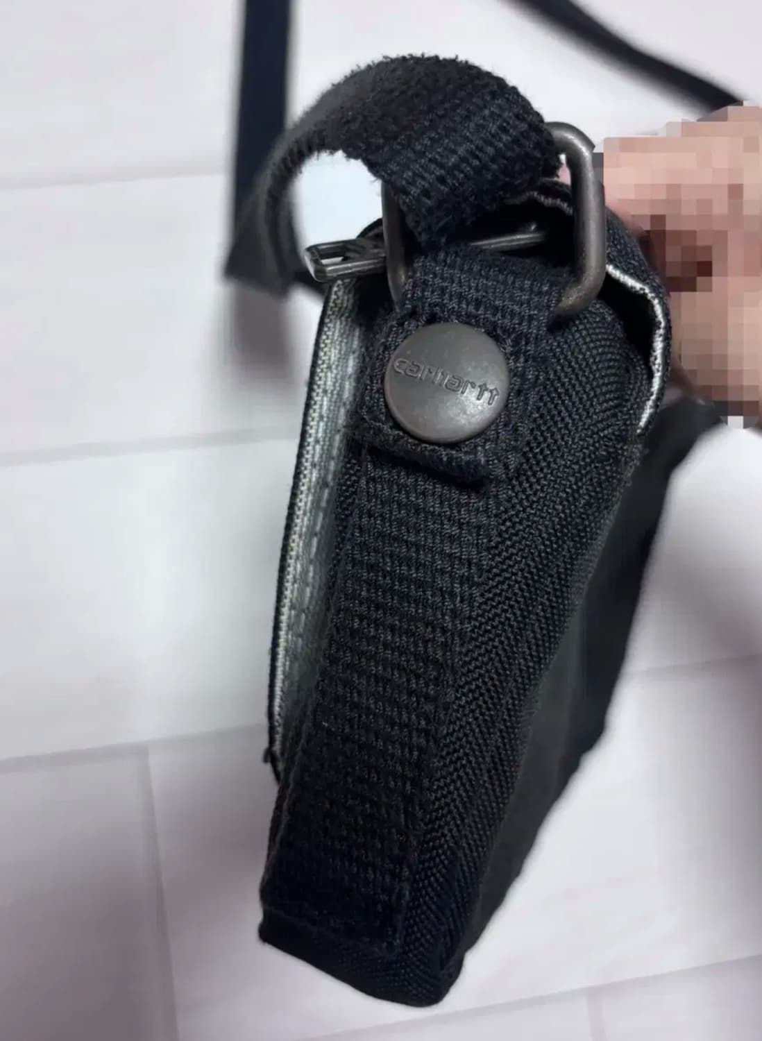 무료배송) 칼하트 에센셜 파우치 블랙 미니 크로스백 상품이미지6