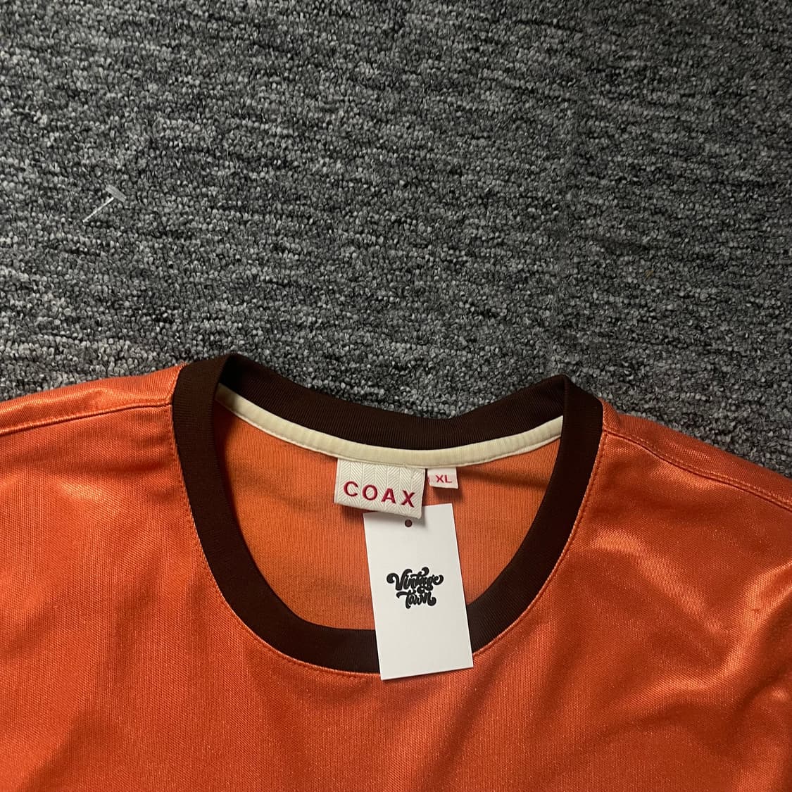 Coax y2k 빅로고 글로시 나시o 2554 상품이미지3